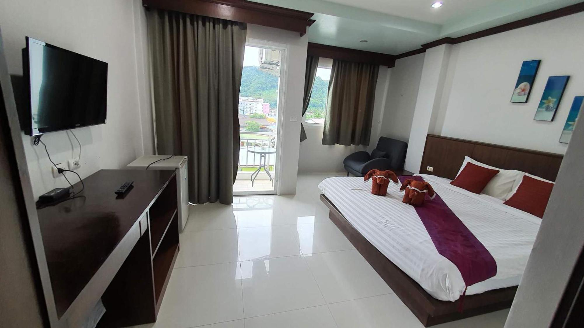 Отель 水果天堂旅馆 Patong Экстерьер фото